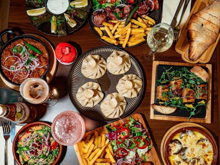 Genatsvale Georgian Restaurant slider image