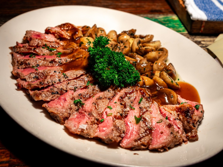 Vaporetto Bar & Eatery Est. 2014 slider image