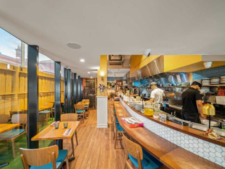 Vaporetto Bar & Eatery Est. 2014 slider image