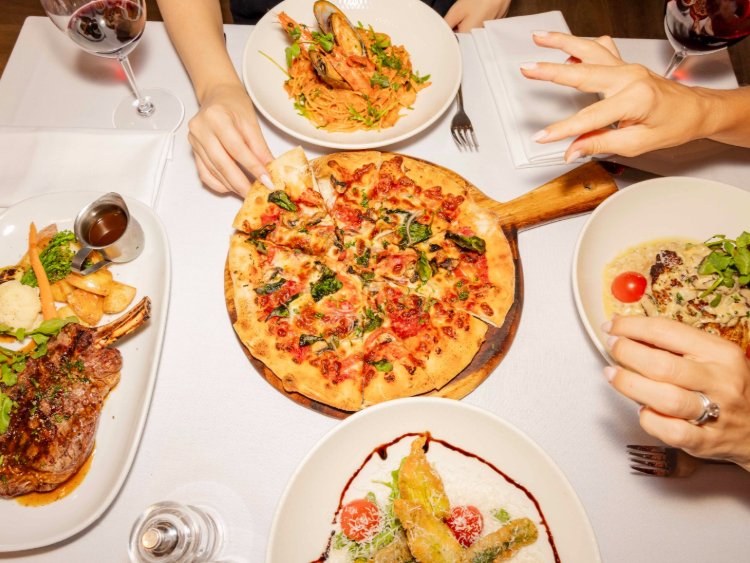 Elena's Ristorante slider image