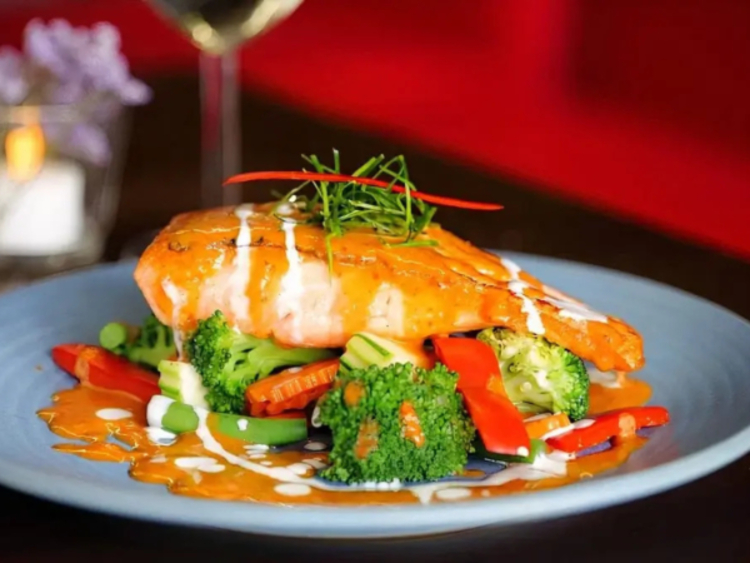 Thainamic Restaurant slider image
