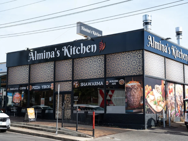 Alminas Kitchen slider image