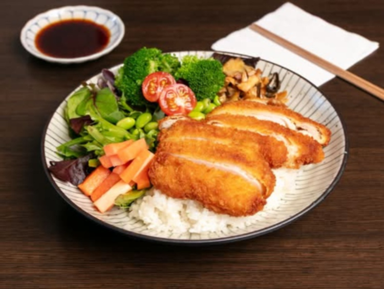 Hinata Premium Sushi slider image