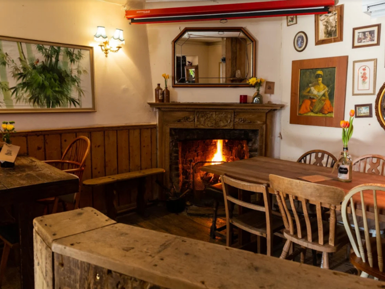 Prince Arthur - Old Street slider image