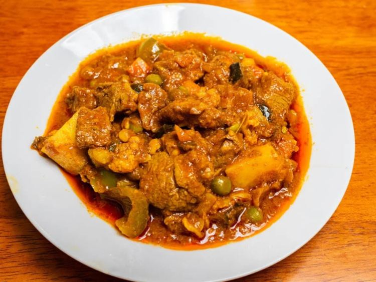 Shiraaz Geelong Indian Restaurant slider image