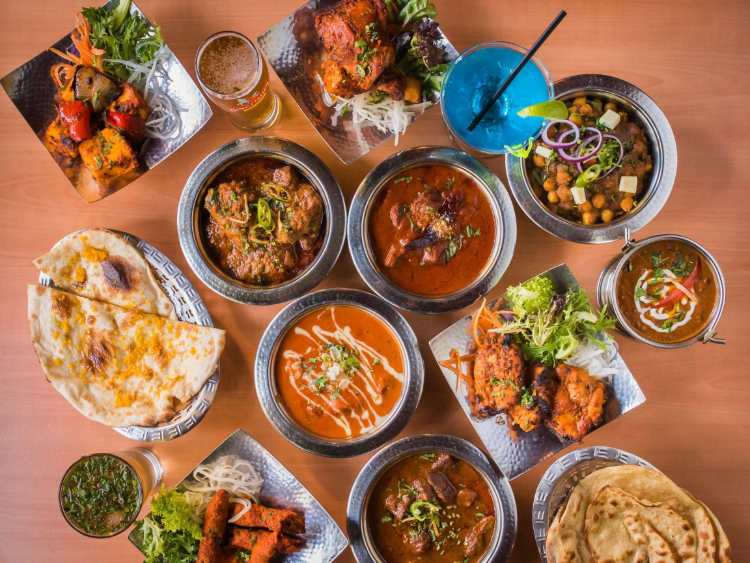 Shiraaz Geelong Indian Restaurant slider image