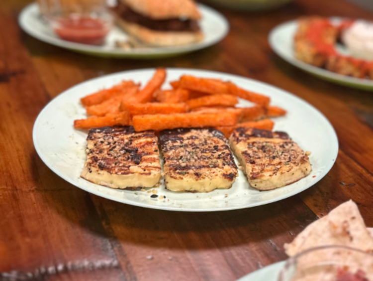 Second Floor Grill & Bar slider image