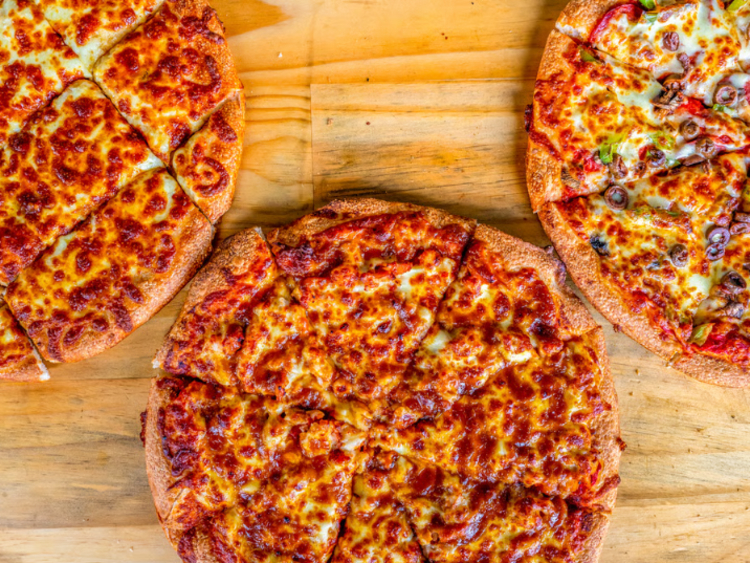 Killarney Pizza Tapas Wine Bar slider image