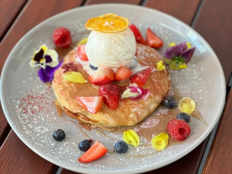 Harry's Cafe & Deli slider image