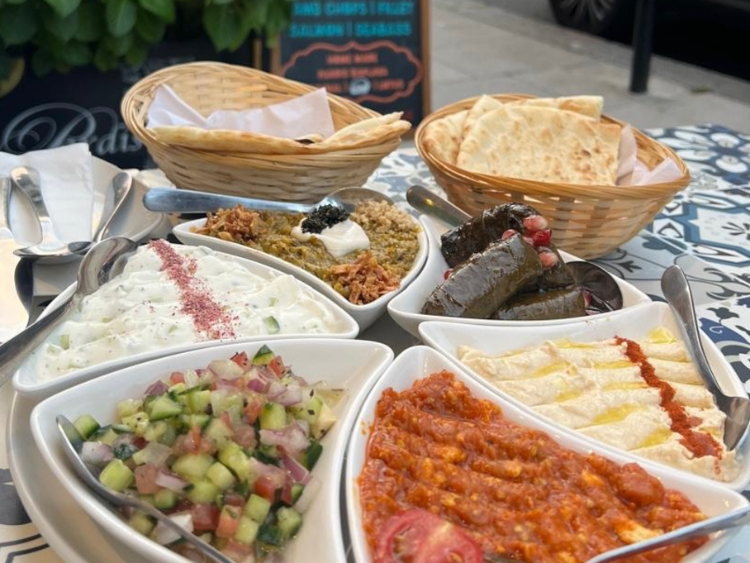 Pardis Restaurant slider image