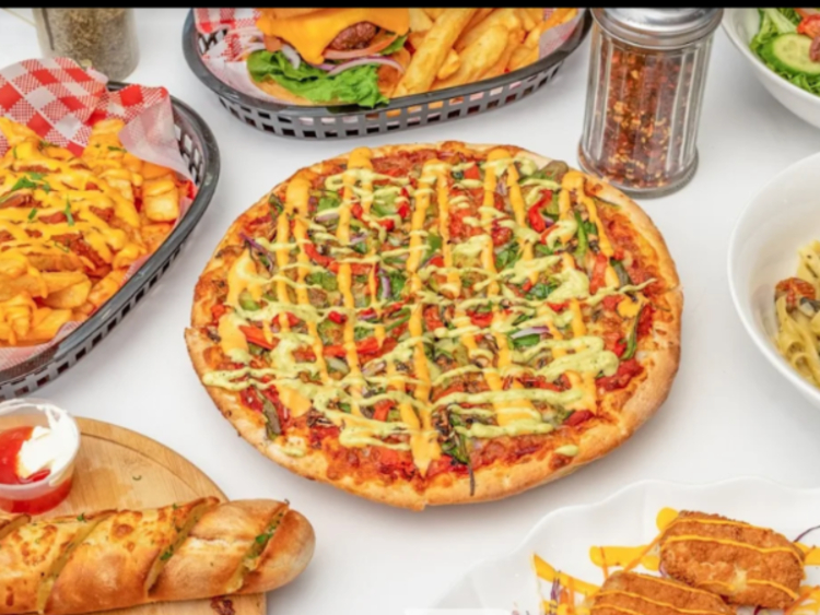 Pop Pizzeria slider image