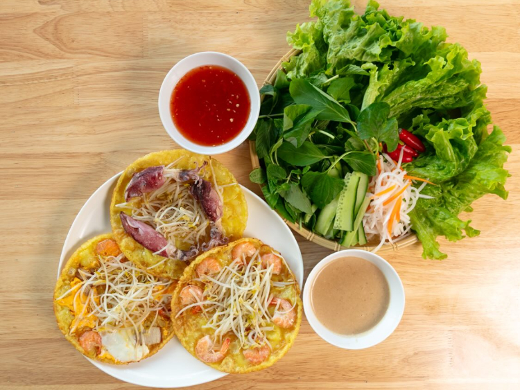 Banh Xeo Co Ba slider image
