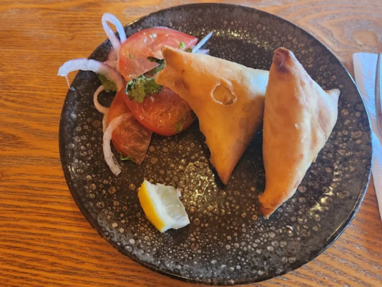 Safari Lounge - Grill & Bar slider image