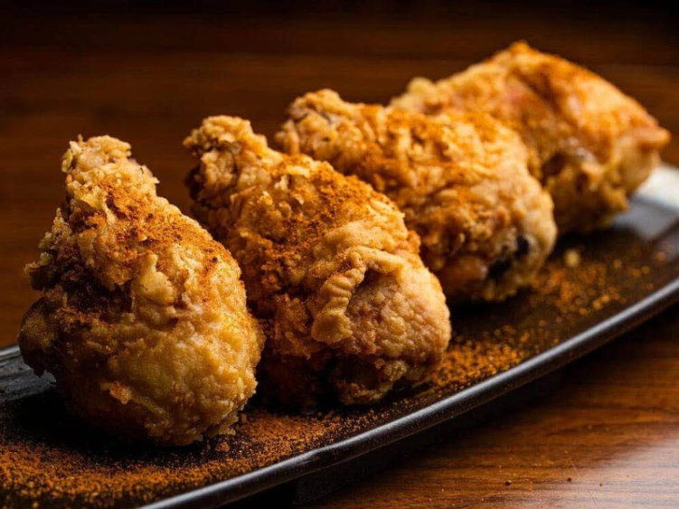 Lis Rice Noodle Bar slider image