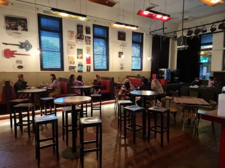 Clancy's Fish Pub - Fremantle slider image