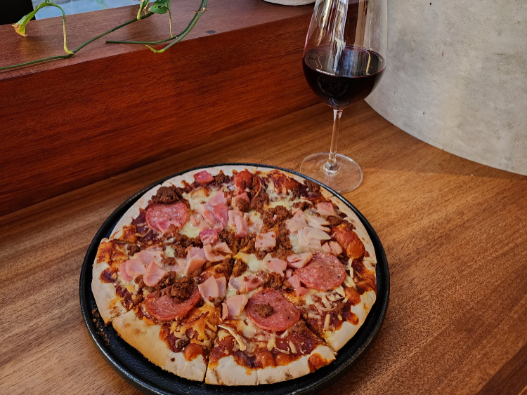 Ruelle Wine Bar slider image