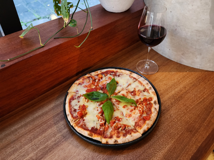 Ruelle Wine Bar slider image