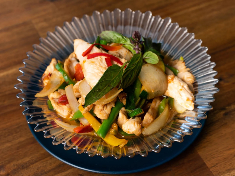 Sunisa's Thai Restaurant slider image