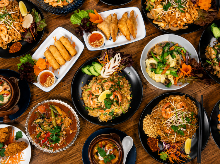 Sunisa's Thai Restaurant slider image