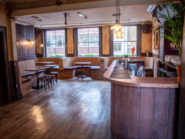 The Horse & Groom slider image