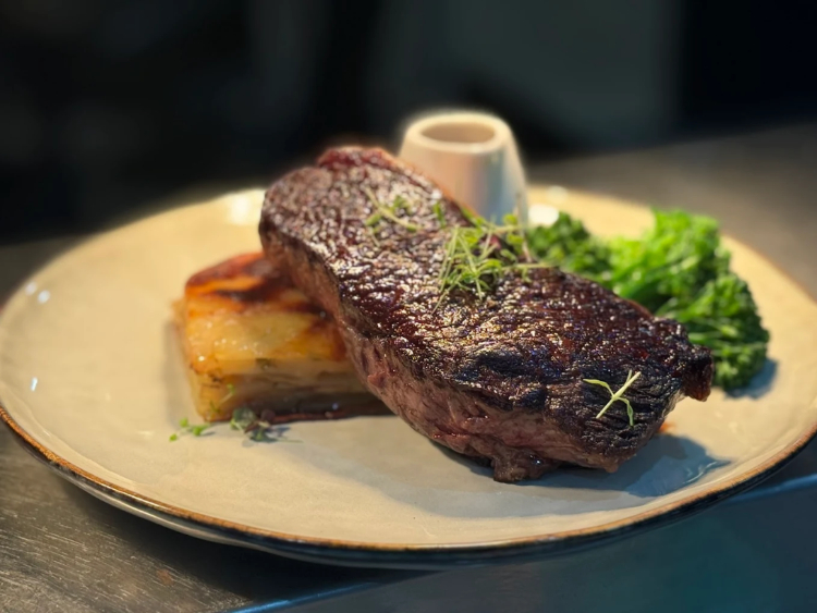 Pickled Pelican Restaurant and Bar slider image