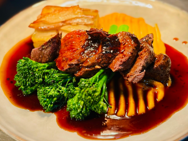 Pickled Pelican Restaurant and Bar slider image