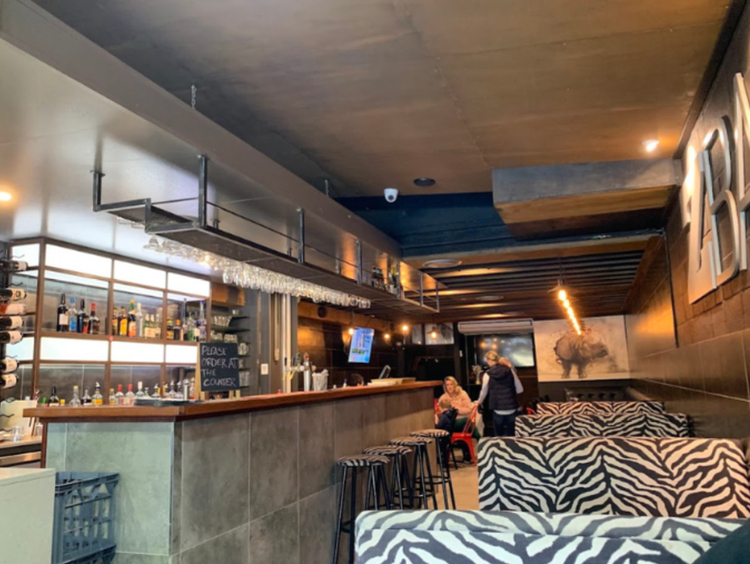 Zbar & Restaurant - Collaroy Plateau slider image