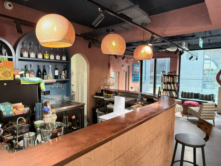 Manya Bar - The Africa Centre slider image