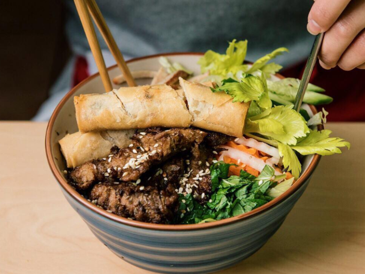 Vina Vegan Restaurant slider image