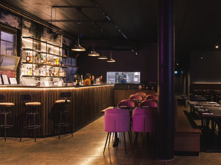 Charm Eatery slider image