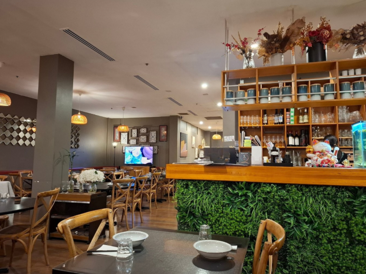 Madam Lu Malaysian Restaurant slider image