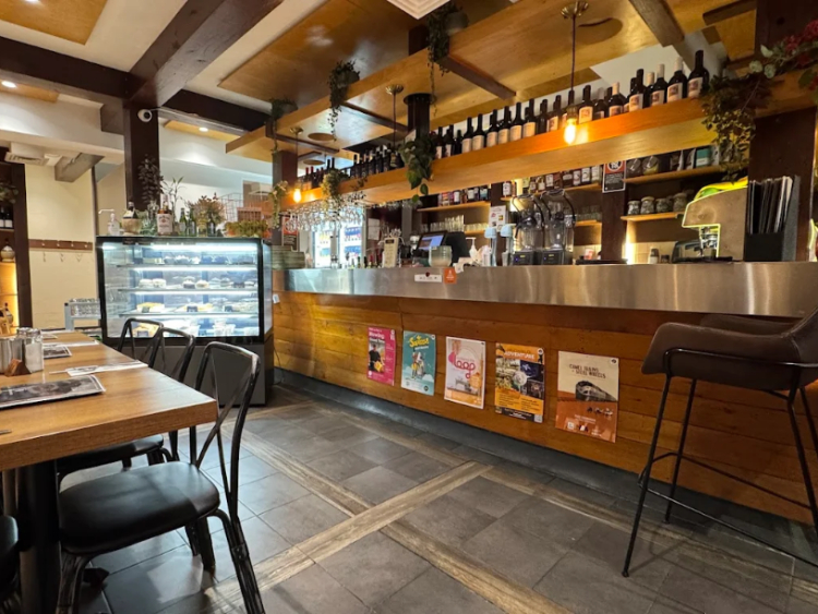 Vanilla Pod Pizza & Pasta Bar - Kingston slider image