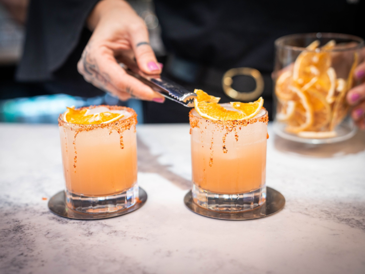 Mirror Bar slider image