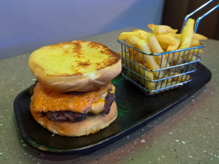 Peppermints Cafe slider image