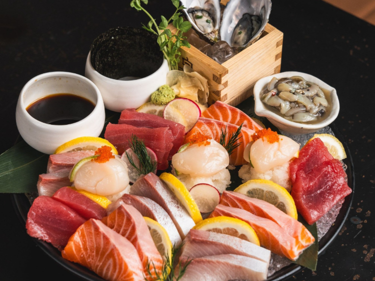 Izakaya Haiiro slider image