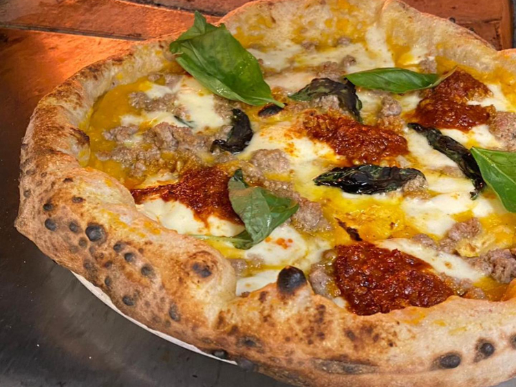 Santa Maria Pizzeria - Islington slider image