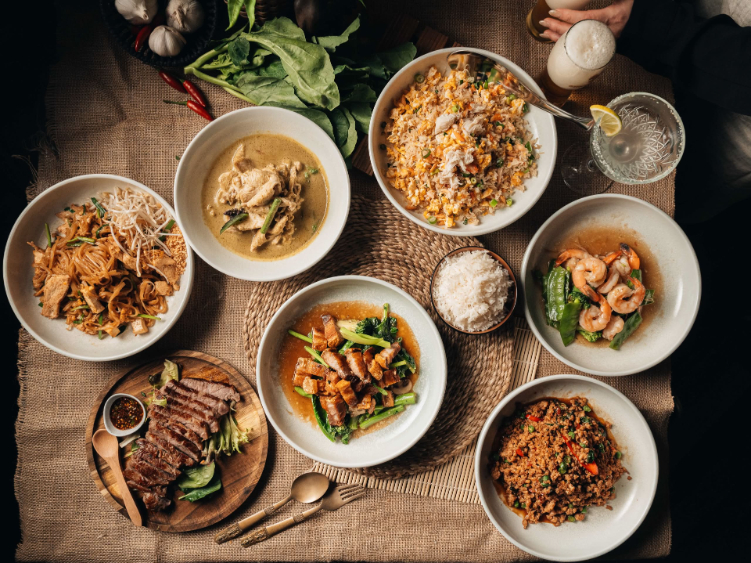 Pron Prohm Thai Restaurant slider image