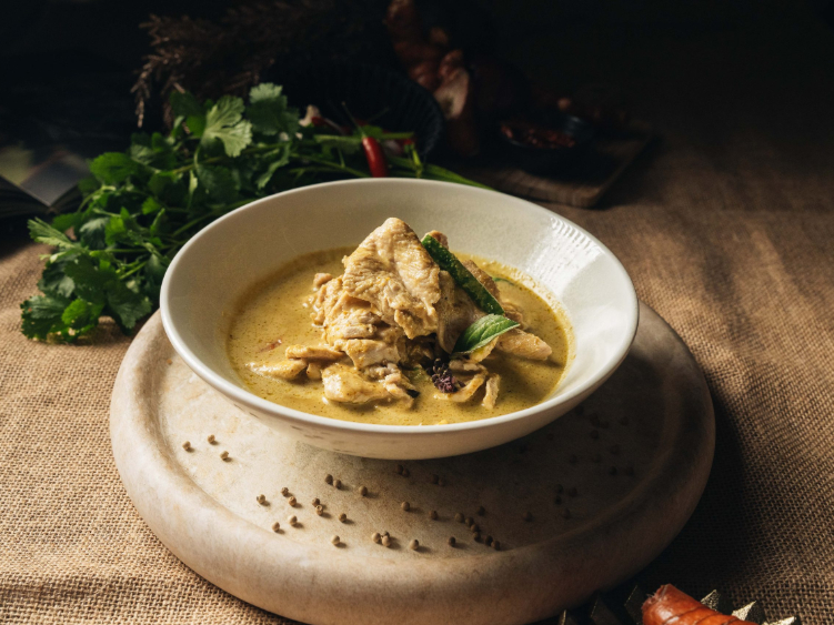 Pron Prohm Thai Restaurant slider image