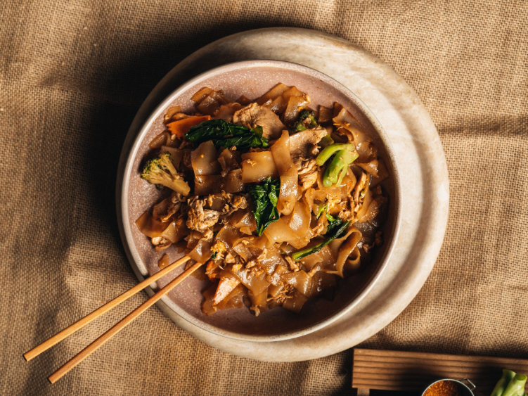 Pron Prohm Thai Restaurant slider image