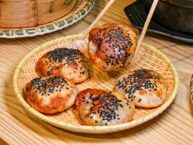 Jin's Grilled Meat Pie - Burwood slider image