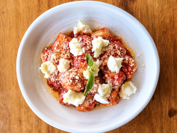 Zona Pizza & Canteen slider image