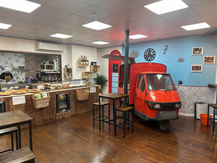 Bits and Bobs Bakery slider image