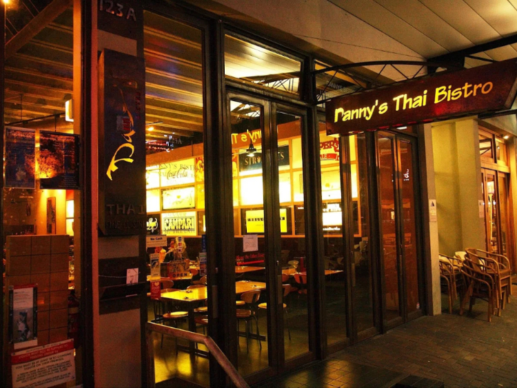 Danny's Thai Bistro slider image