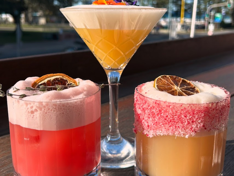 Pink Monkey Kitchen & Bar slider image