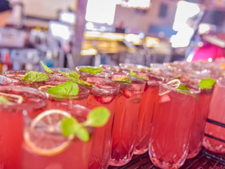 Pink Monkey Kitchen & Bar slider image