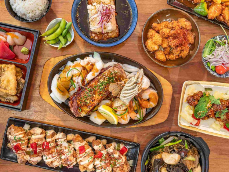 Mad Asian Kitchen & Bar slider image