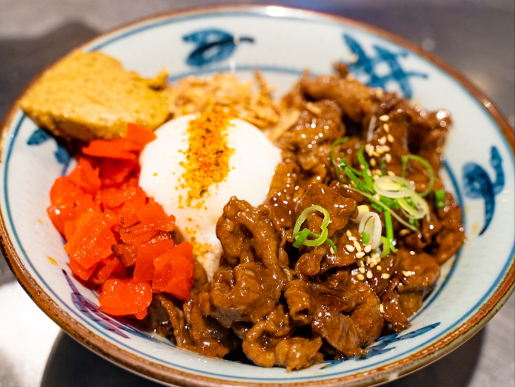 Mikazuki - Eastwood slider image