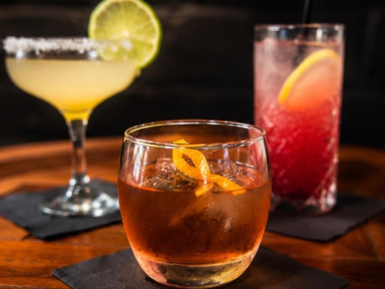 Murphy's Distillery & Bar slider image